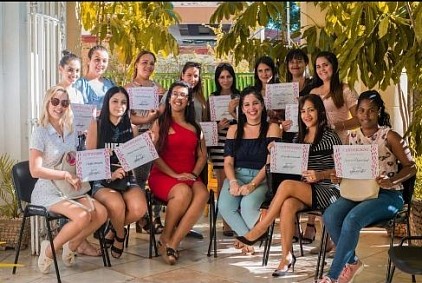 Graduadas de Say Nails Academy